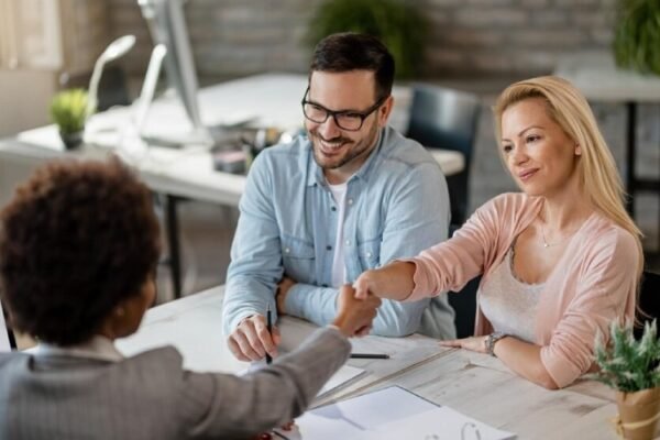 How to Manage Cash Flow in a Volatile Economy